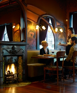 loie-fuller.interior